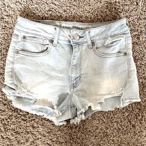 American Eagle Super Stretch denim shorts. Light blue distressed denim, size 6.